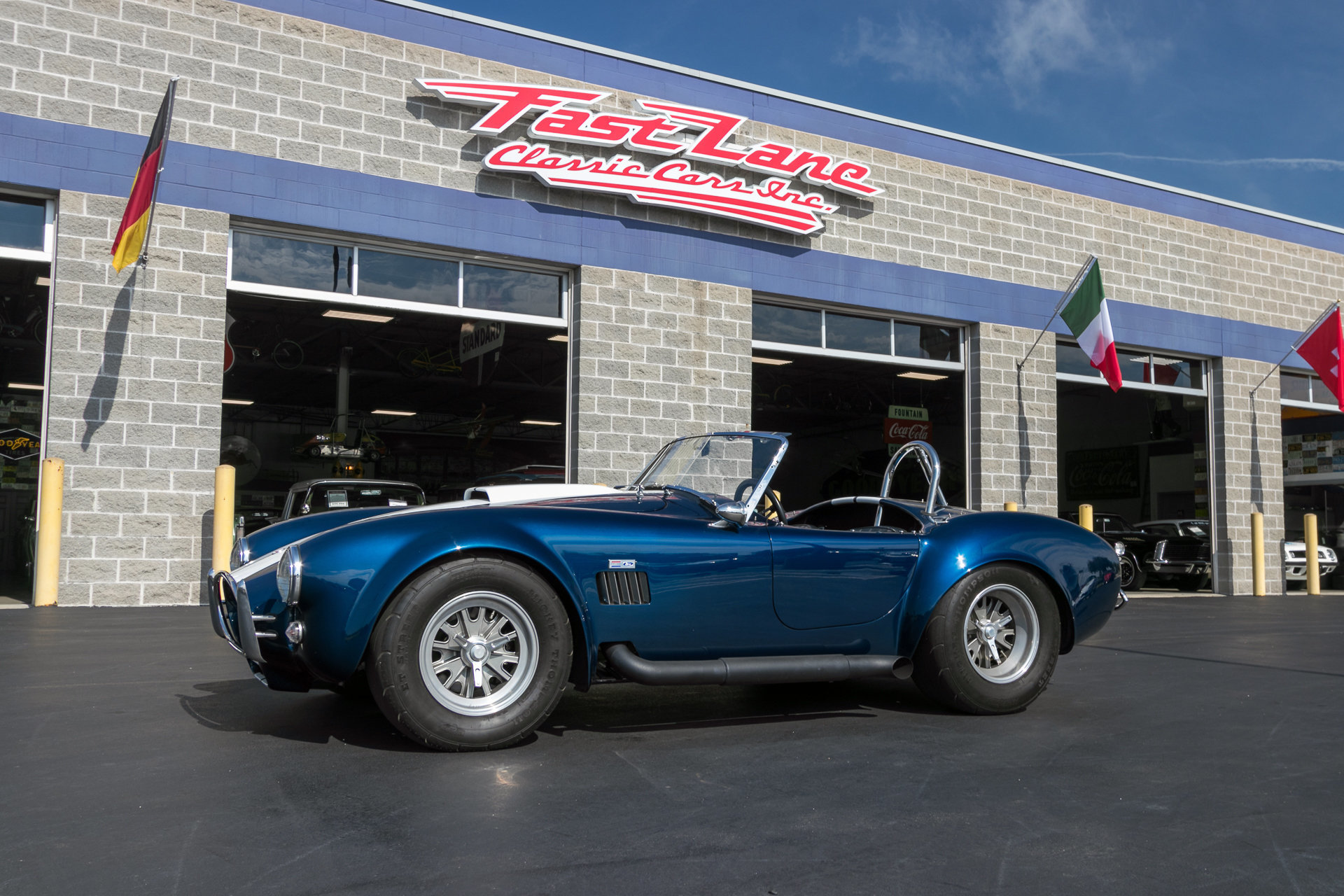 6458811a4d8b1 hd 1965 superformance cobra