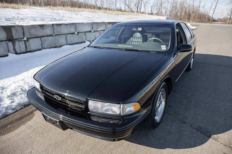 18695 7076b72163 low res