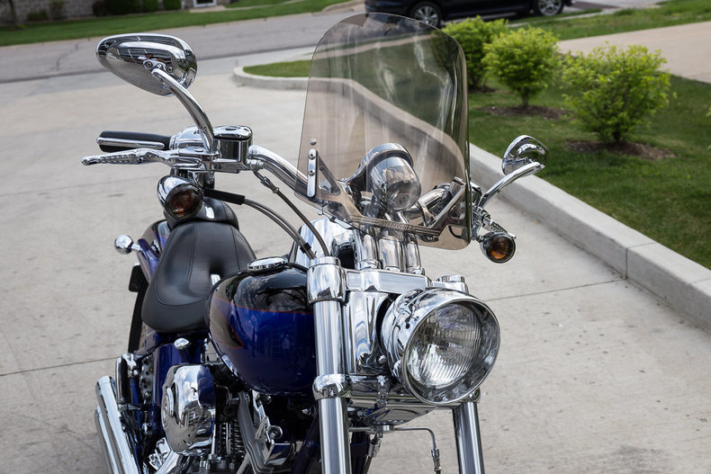 21171 3a6fb37f42 low res