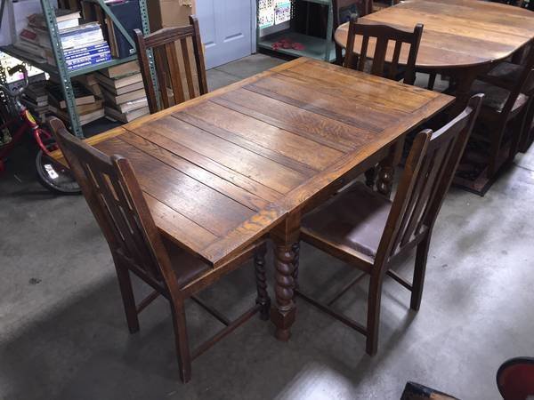 Beautiful Antique Buffet And Dining Table Set Beautiful Antique Buffet And Dining Table Set