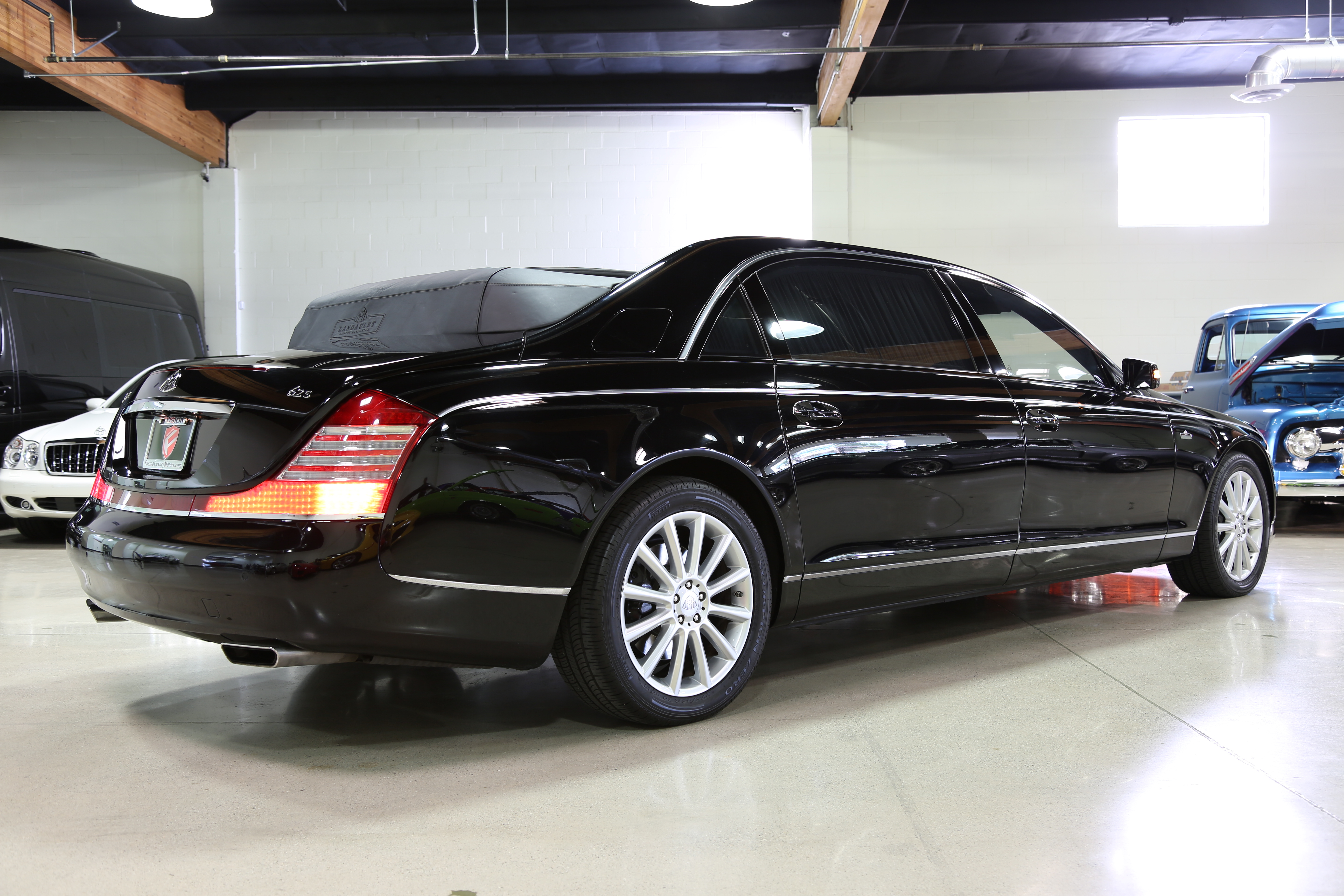 Maybach 62s landaulet