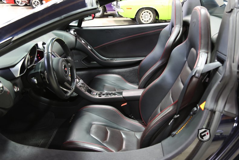 2013 McLaren MP4-12C