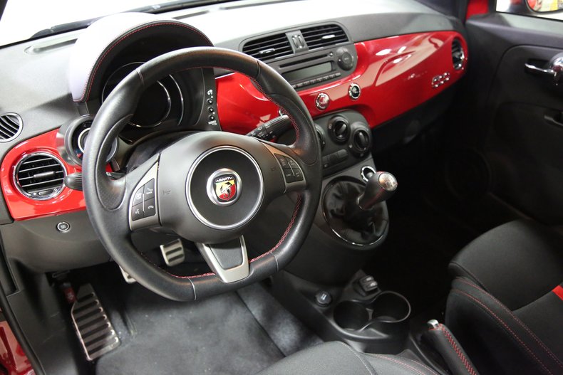 2015 FIAT 500