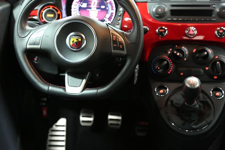 2015 FIAT 500