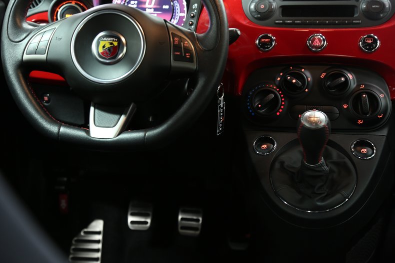 2015 FIAT 500