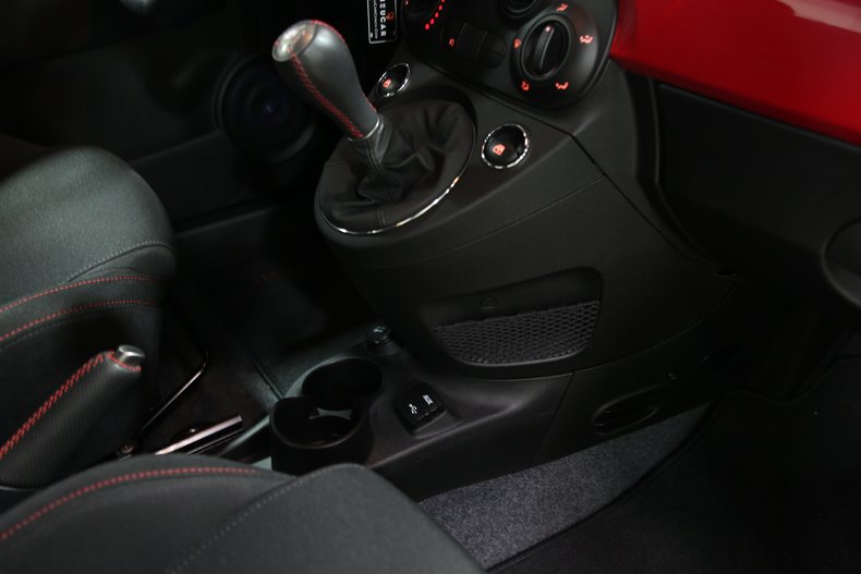 2015 FIAT 500