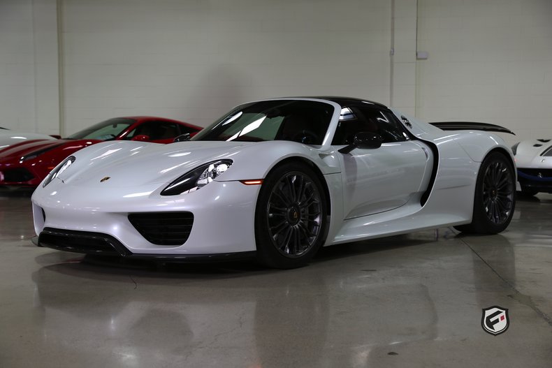 2015 Porsche 918 Spyder