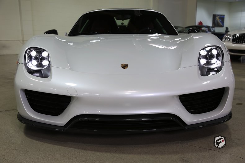 2015 Porsche 918 Spyder