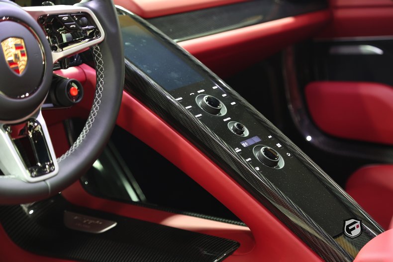 2015 Porsche 918 Spyder