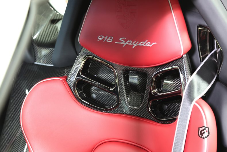 2015 Porsche 918 Spyder