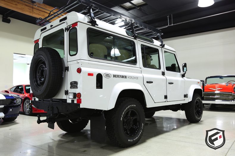 1987 Land Rover Defender