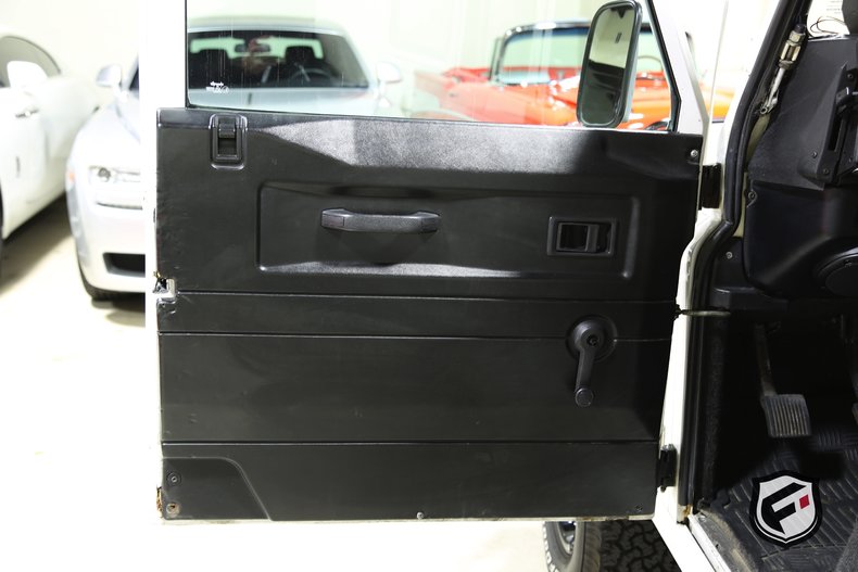 1987 Land Rover Defender
