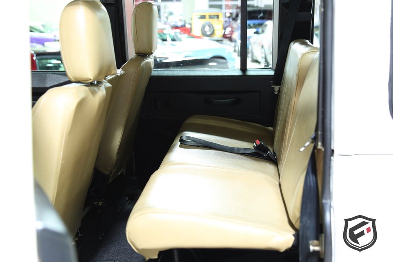 1987 Land Rover Defender