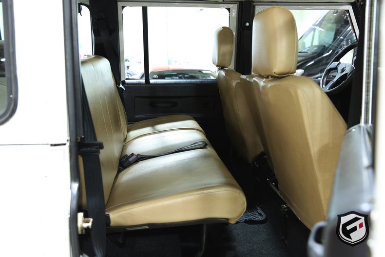 1987 Land Rover Defender