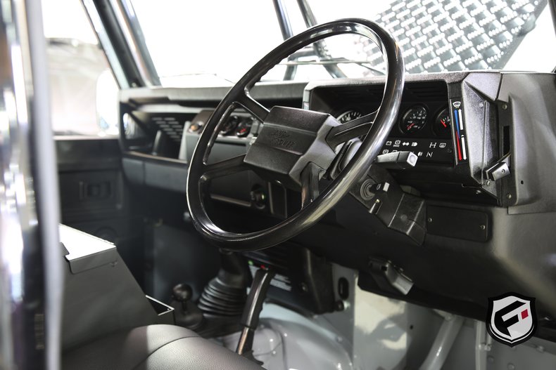 1984 Land Rover Defender 110