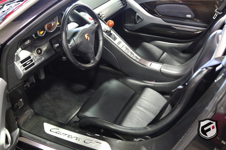 2005 Porsche CARRERA GT