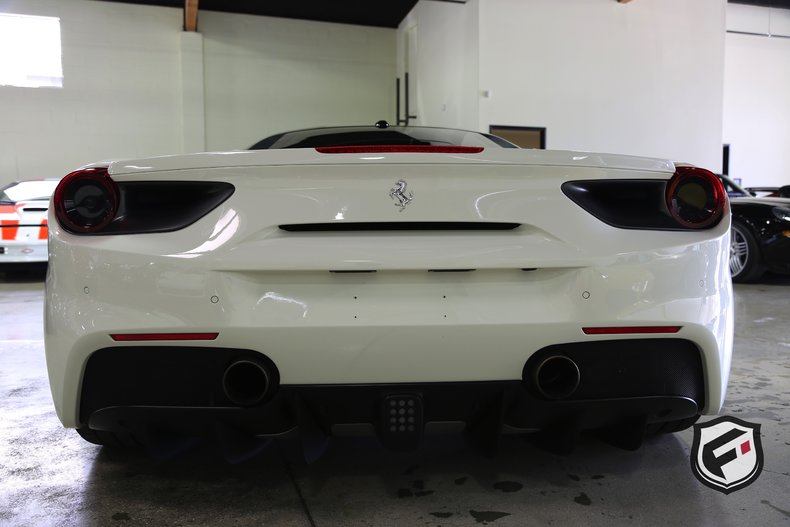 2016 Ferrari 488 GTB