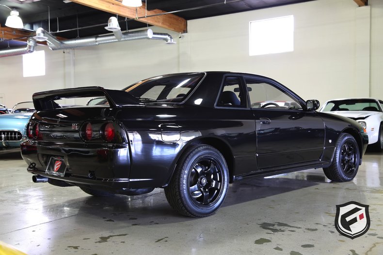 1990 Nissan Skyline