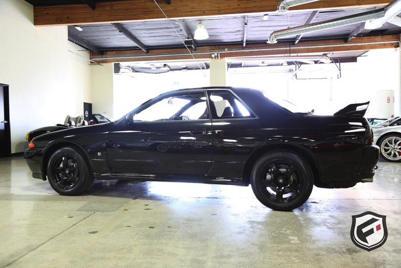 1990 Nissan Skyline