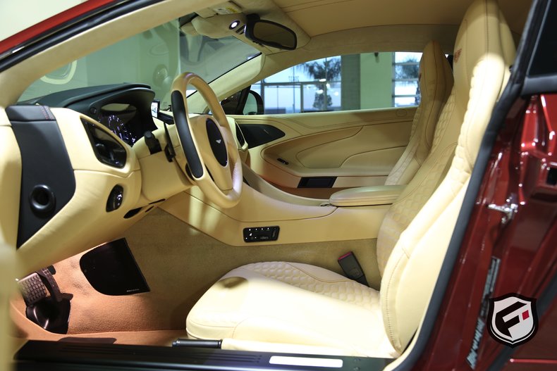 2014 Aston Martin Vanquish