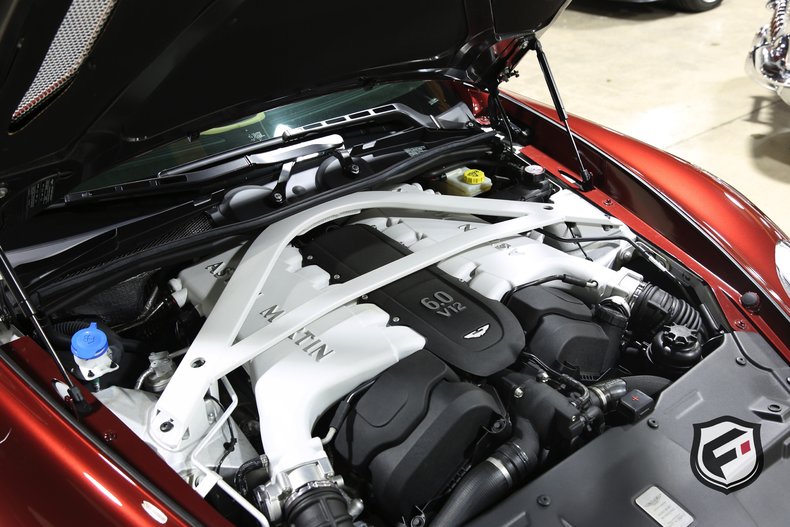 2014 Aston Martin Vanquish