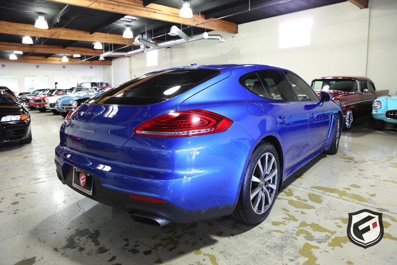 2015 Porsche Panamera