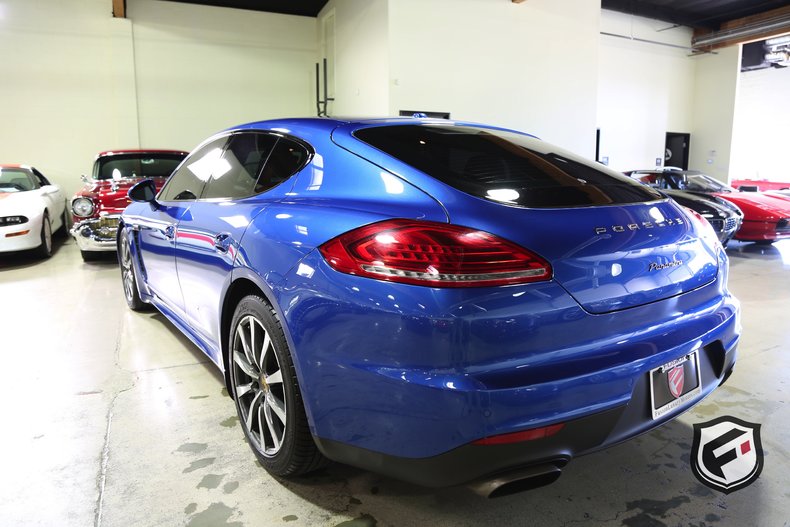 2015 Porsche Panamera