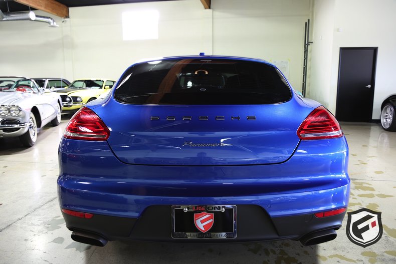 2015 Porsche Panamera