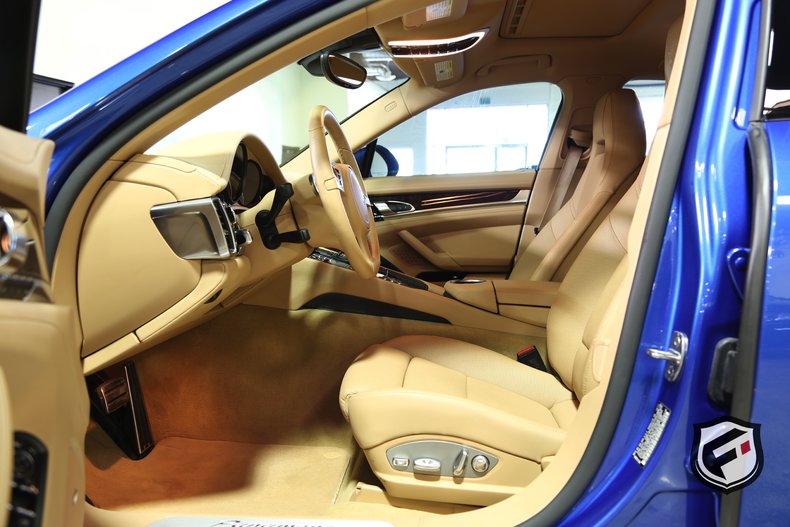 2015 Porsche Panamera
