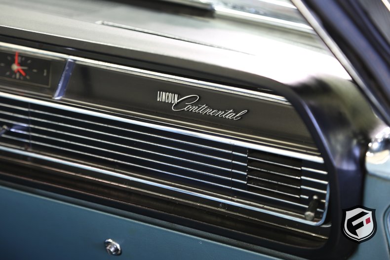 1965 Lincoln Continental
