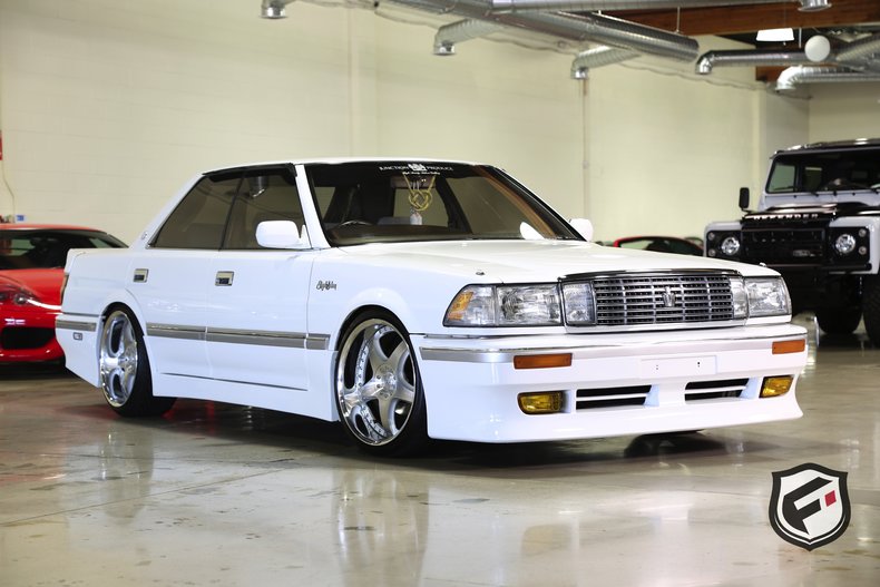 1989 Toyota Crown