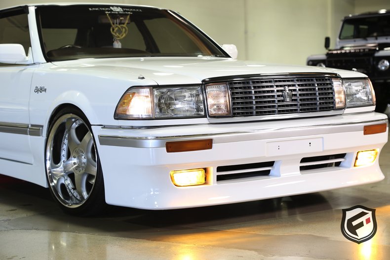 1989 Toyota Crown