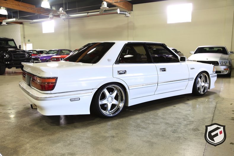 1989 Toyota Crown