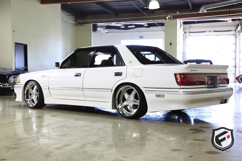 1989 Toyota Crown