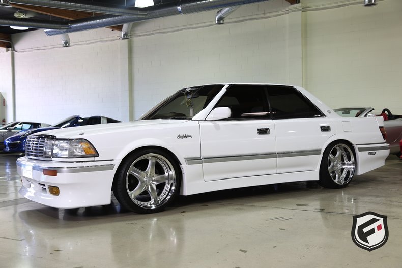1989 Toyota Crown