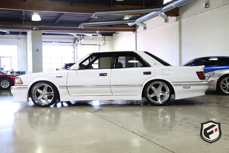 1989 Toyota Crown