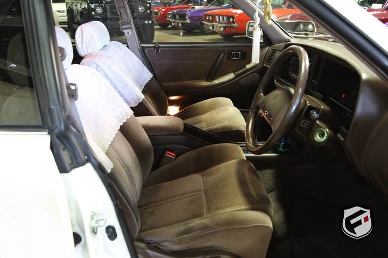 1989 Toyota Crown