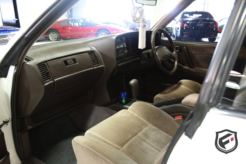 1989 Toyota Crown