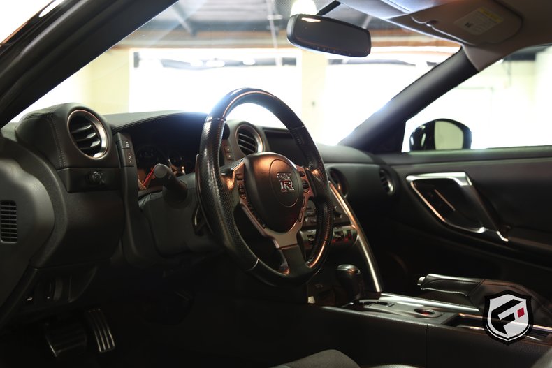 2010 Nissan GT-R