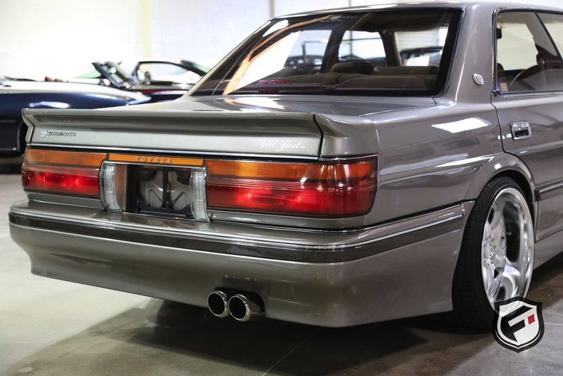 1990 Toyota Crown