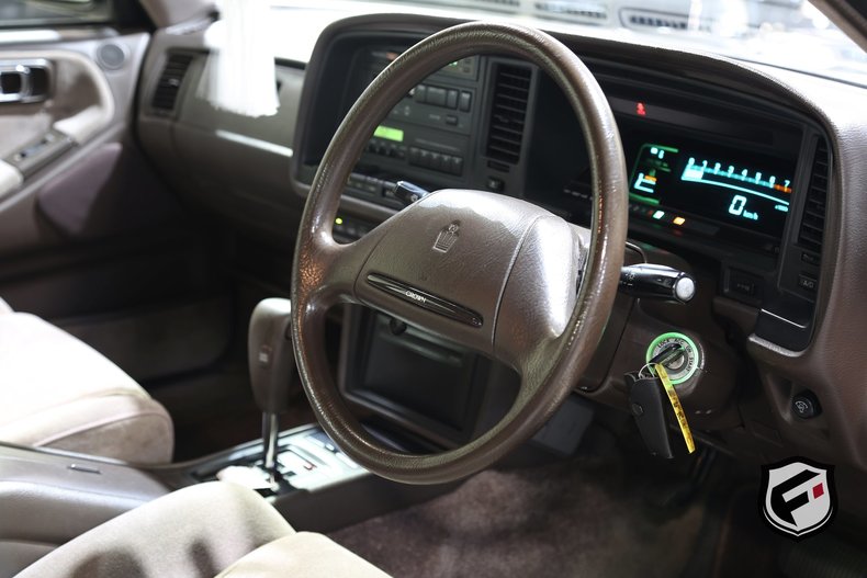 1990 Toyota Crown