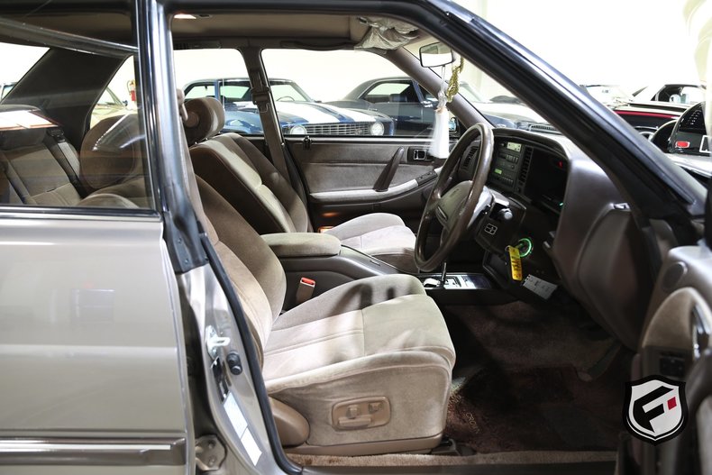 1990 Toyota Crown