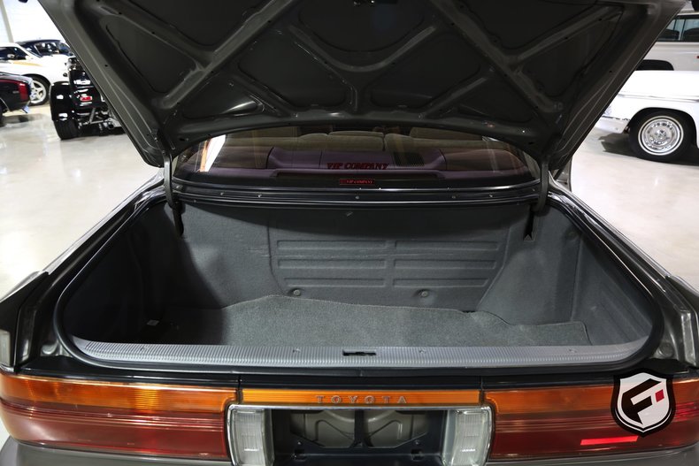 1990 Toyota Crown