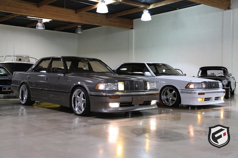 1990 Toyota Crown