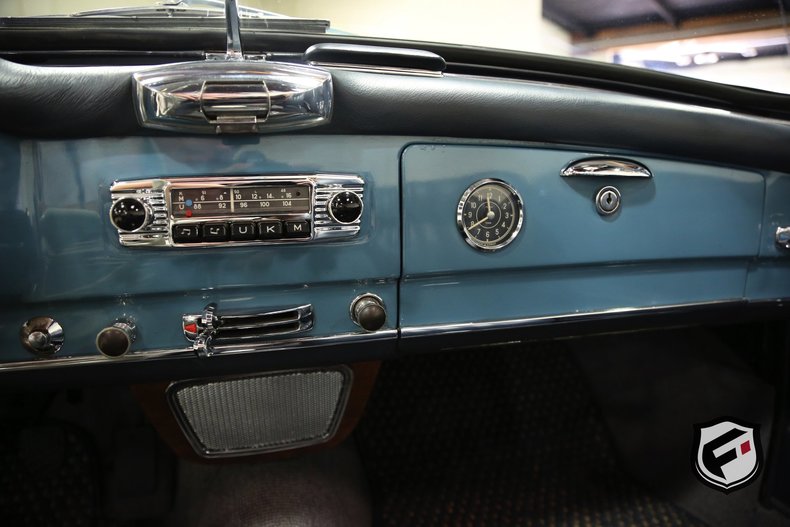1960 Mercedes-Benz 190SL