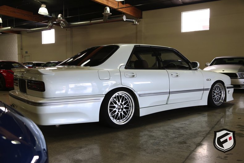 1990 Nissan Cima