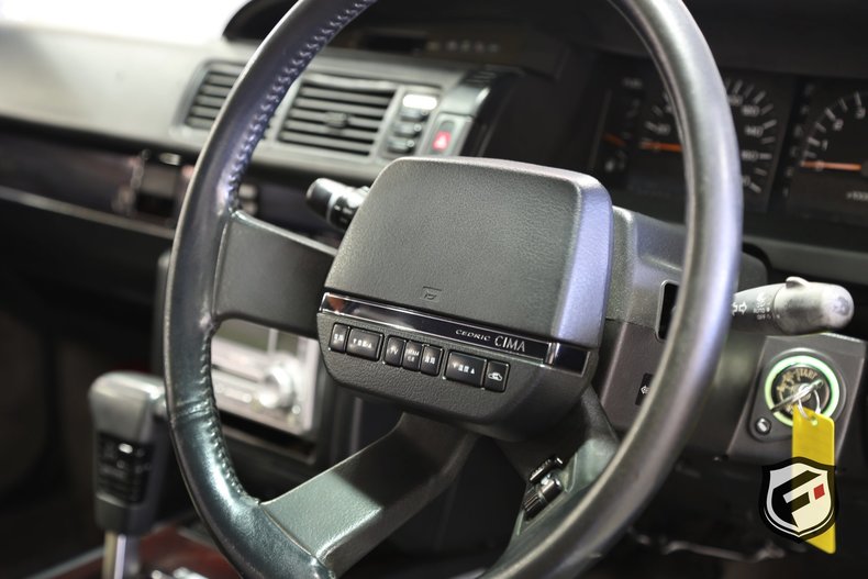1990 Nissan Cima