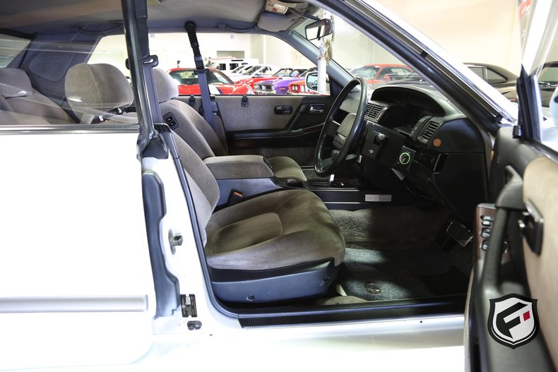 1990 Nissan Cima
