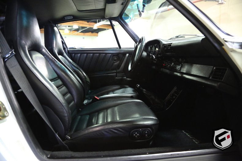 1986 Porsche 930