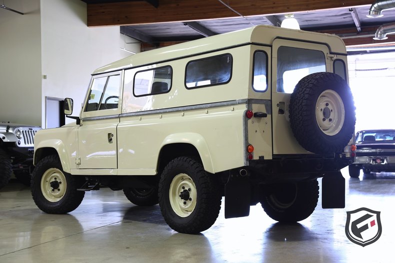 1983 Land Rover Defender 110